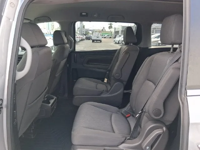 2021 Honda Odyssey EX photo 6