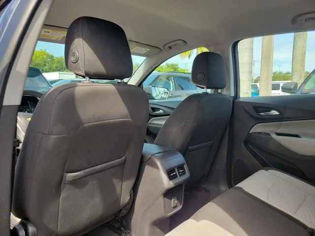 2019 Chevrolet Equinox LS photo 10