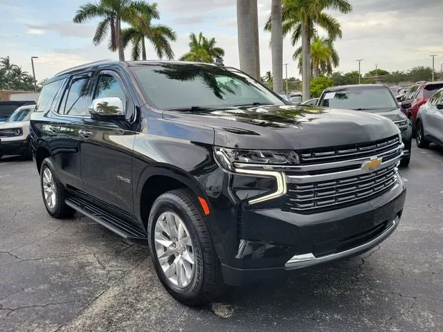 2024 Chevrolet Tahoe Premier photo 2