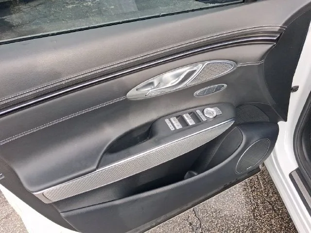 2024 Genesis GV70 2.5T photo 13
