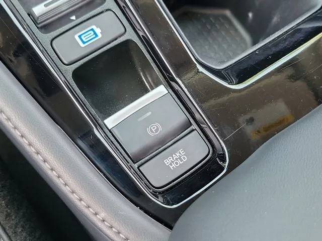 2024 Honda Accord Hybrid Touring photo 30