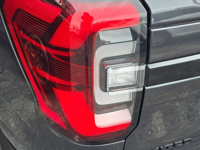 2022 Ford Expedition Limited photo 5