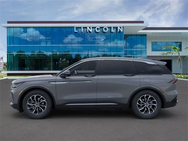 2025 Lincoln Nautilus Premiere photo 3