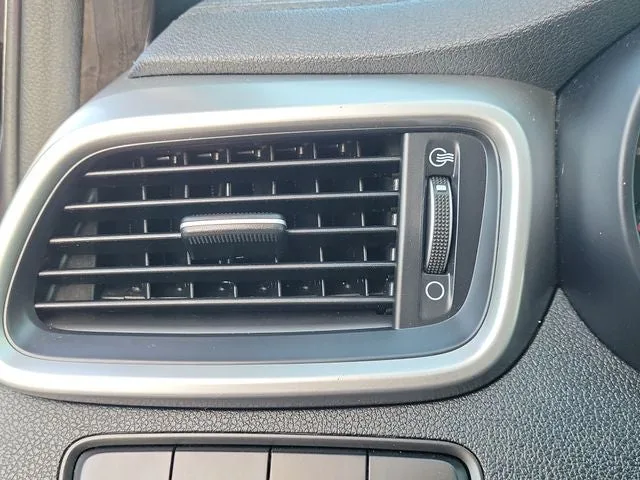 2018 Kia Sorento LX photo 11
