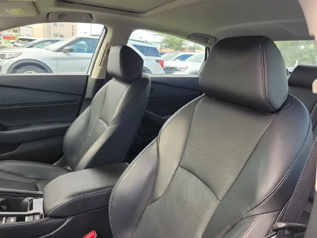 2024 Honda Accord Hybrid Touring photo 8