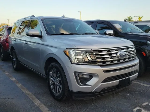 2018 Ford Expedition Limited photo 2