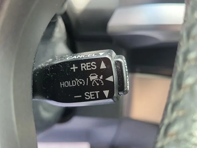 2021 Toyota Tacoma SR5 V6 photo 23