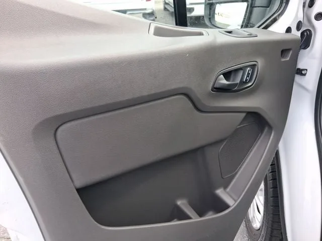 2025 Ford Transit-250 Base photo 10