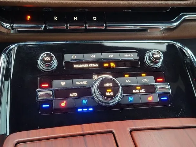 2022 Lincoln Navigator Reserve photo 28
