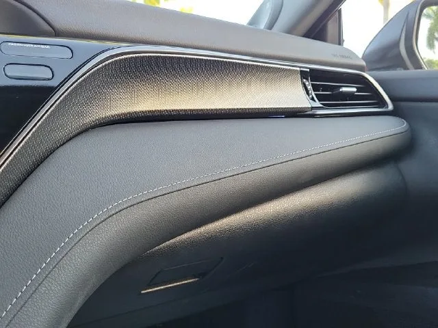 2024 Toyota Camry XSE V6 photo 29