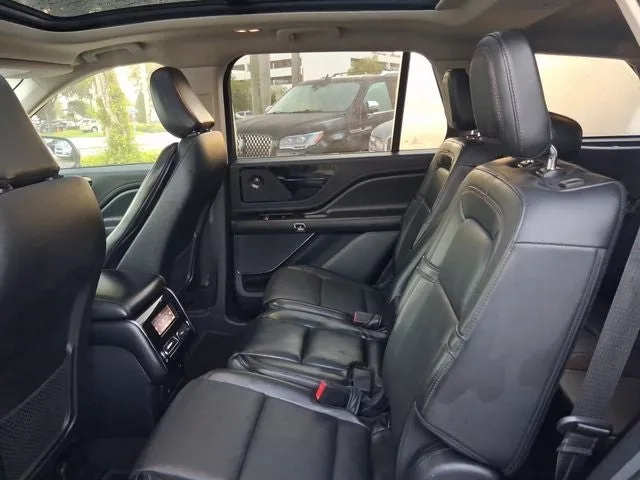 2021 Lincoln Aviator Reserve Premium photo 6