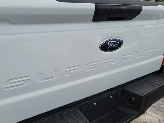 2026 Ford F-250SD XL photo 6