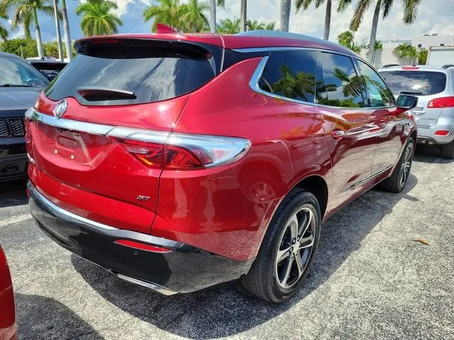 2022 Buick Enclave Essence photo 3