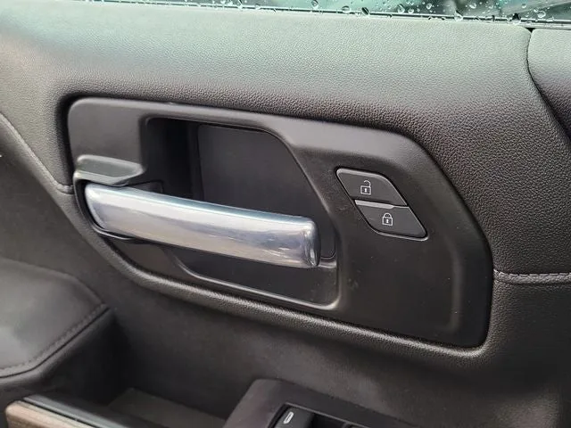 2021 Chevrolet Silverado 1500 LT photo 17