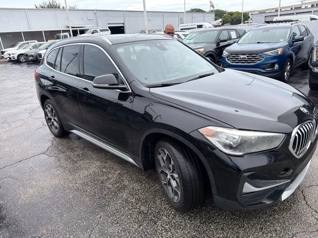 2020 BMW X1 sDrive28i photo 3