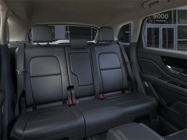 2024 Lincoln Corsair Premiere photo 11