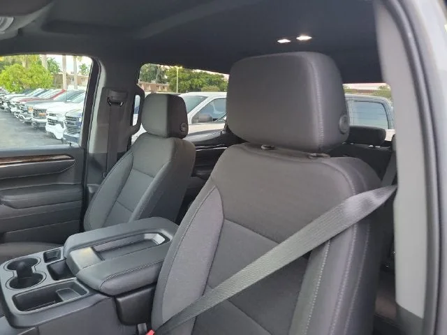 2026 GMC Sierra 1500 Elevation photo 13