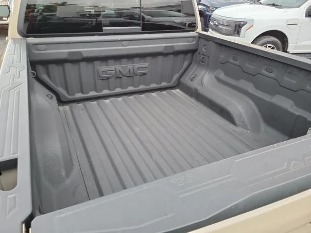 2023 GMC Canyon AT4 photo 7