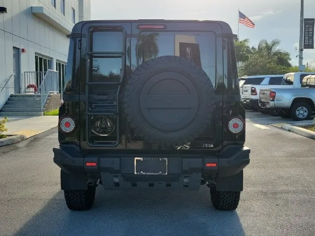 2024 INEOS Grenadier Station Wagon Fieldmaster Edition photo 5