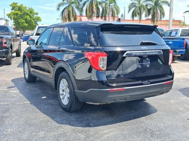 2020 Ford Explorer Base photo 3