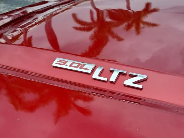 2021 Chevrolet Silverado 1500 LTZ photo 9