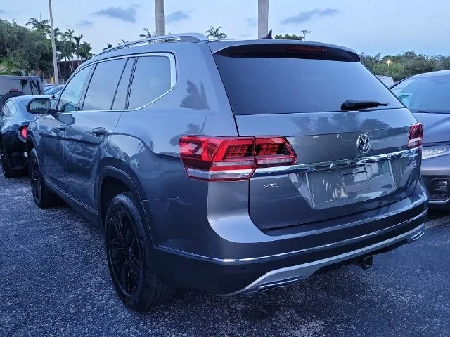 2019 Volkswagen Atlas SEL Premium 4Motion photo 4