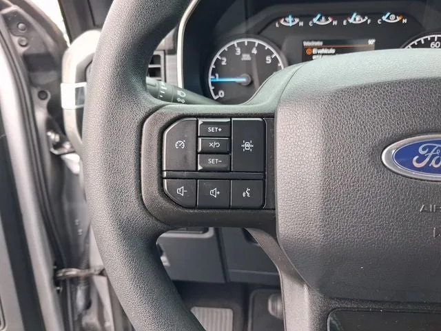 2021 Ford F-150 XL photo 17