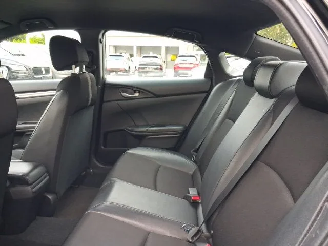 2019 Honda Civic Sport photo 6