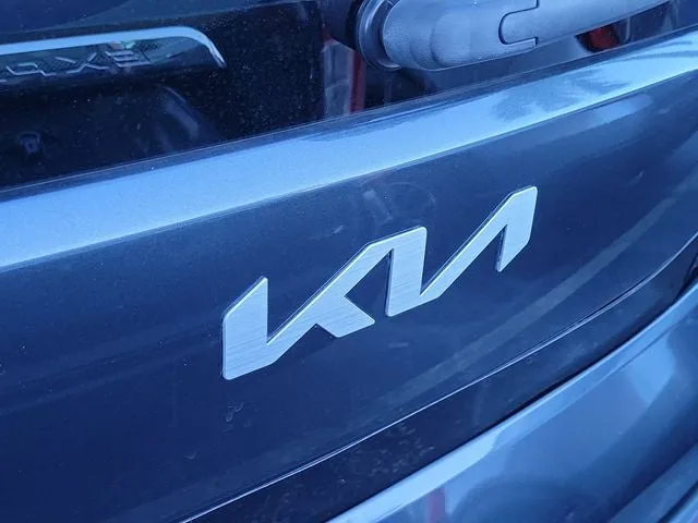 2023 Kia Soul LX photo 5