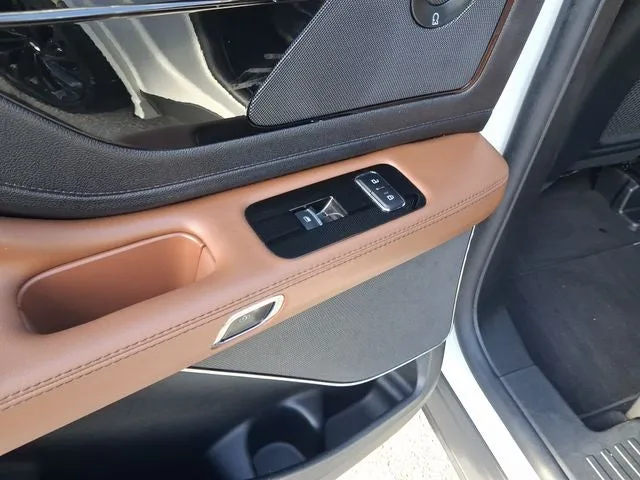 2023 Lincoln Aviator Reserve Premium photo 10