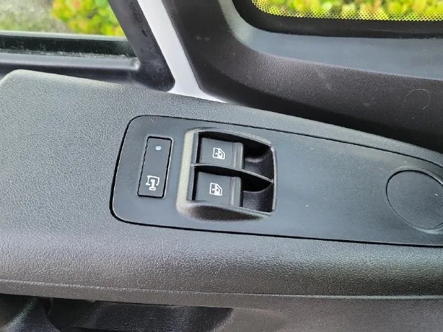 2025 RAM ProMaster 2500 Base photo 21