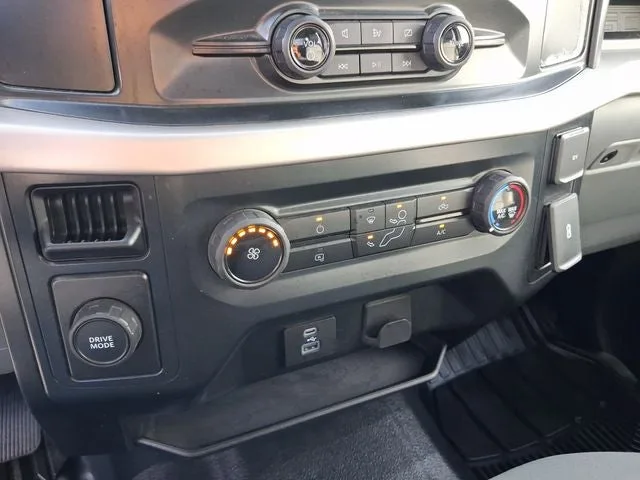 2022 Ford F-150 XL photo 19
