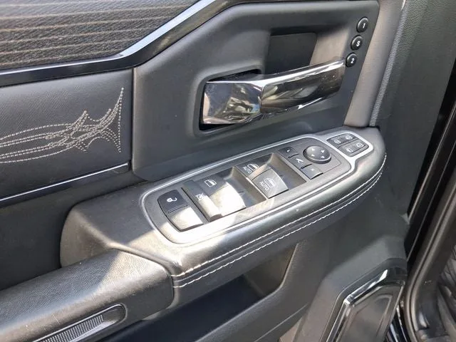 2024 RAM 2500 Limited photo 15