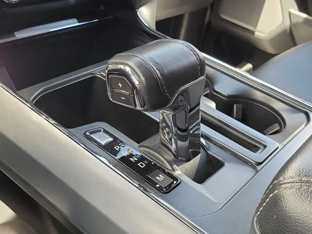 2021 Ford F-150 Lariat photo 31
