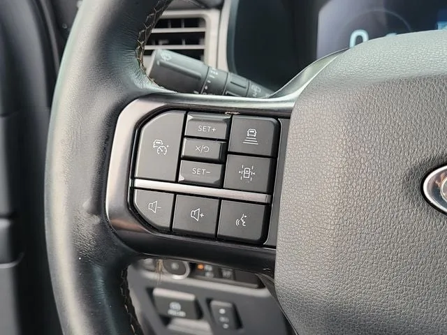 2023 Ford Expedition Max Platinum photo 23