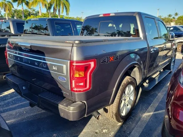 2016 Ford F-150 Platinum photo 4