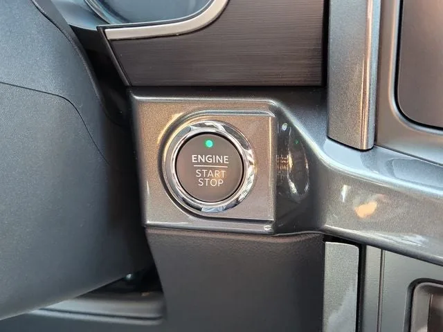 2023 Ford F-150 XLT photo 23