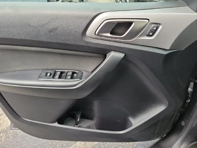 2019 Ford Ranger XLT photo 17