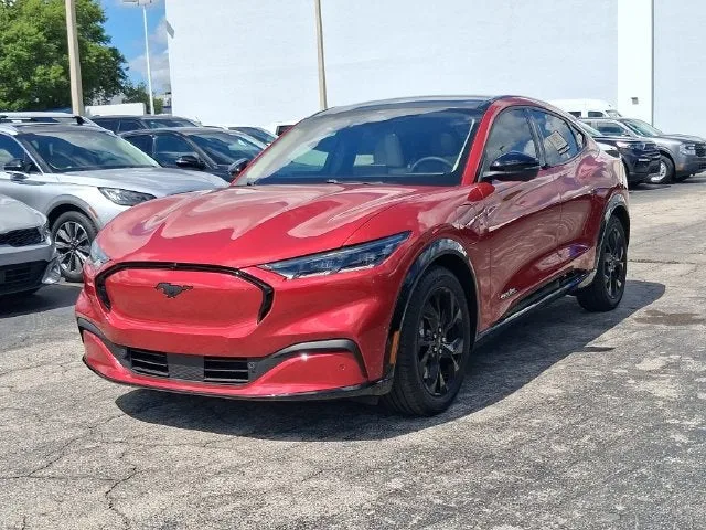 2023 Ford Mustang Mach-E Premium photo 2