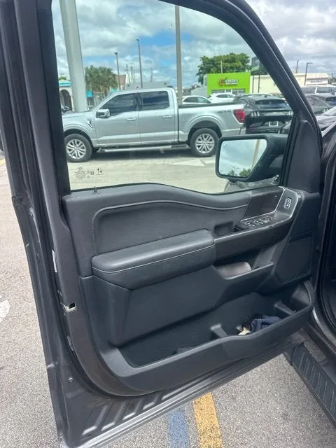 2022 Ford F-150 XLT photo 20