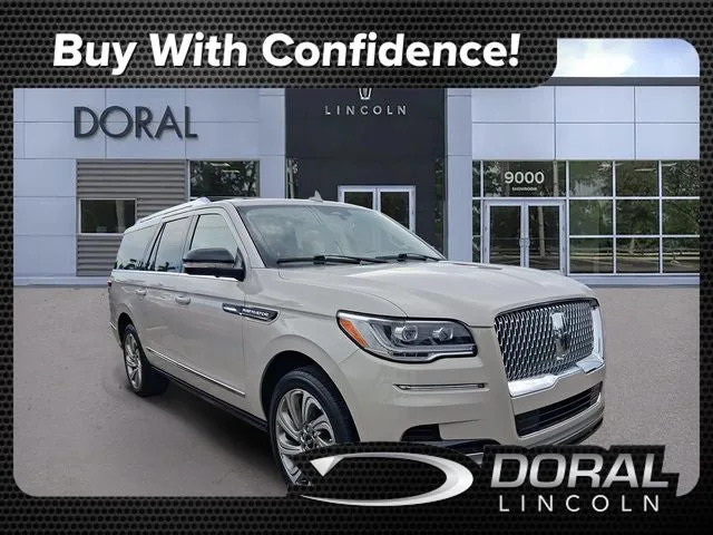 2023 Lincoln Navigator L