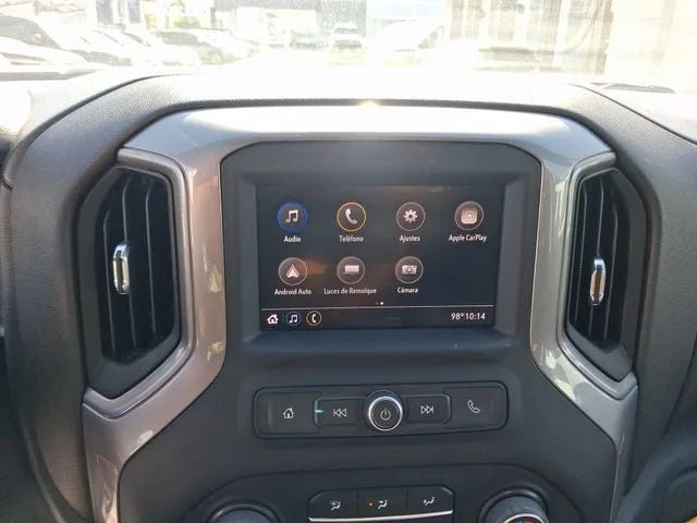 2022 Chevrolet Silverado 2500HD Custom photo 18