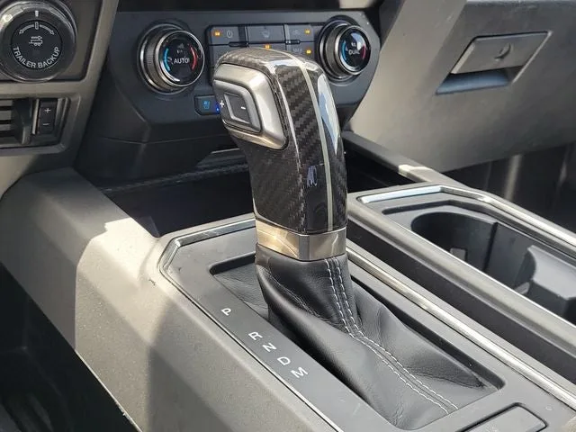 2020 Ford F-150 Raptor photo 33