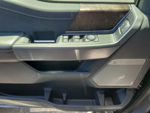 2021 Ford F-150 Lariat photo 15