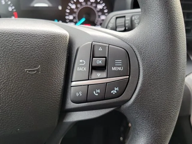 2023 Ford Explorer Base photo 18