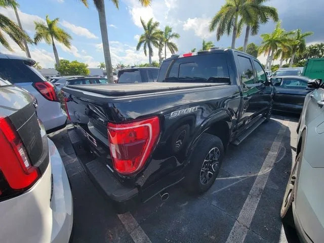 2023 Ford F-150 XLT photo 3