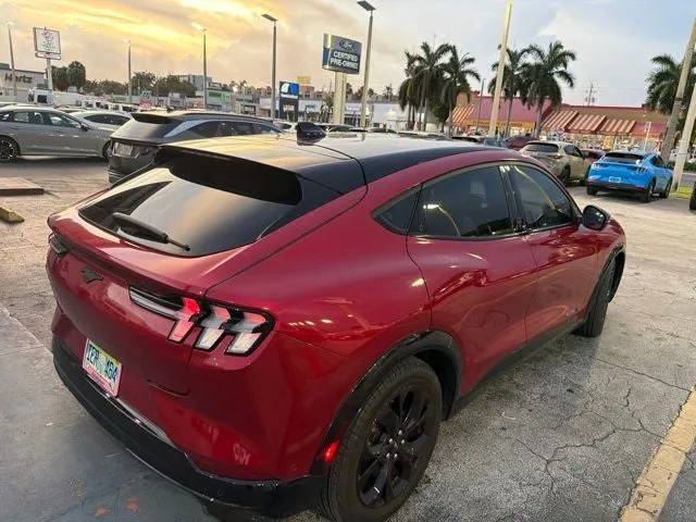2023 Ford Mustang Mach-E Premium photo 5