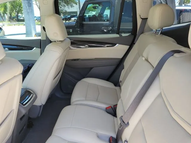 2023 Cadillac XT6 Premium Luxury photo 15