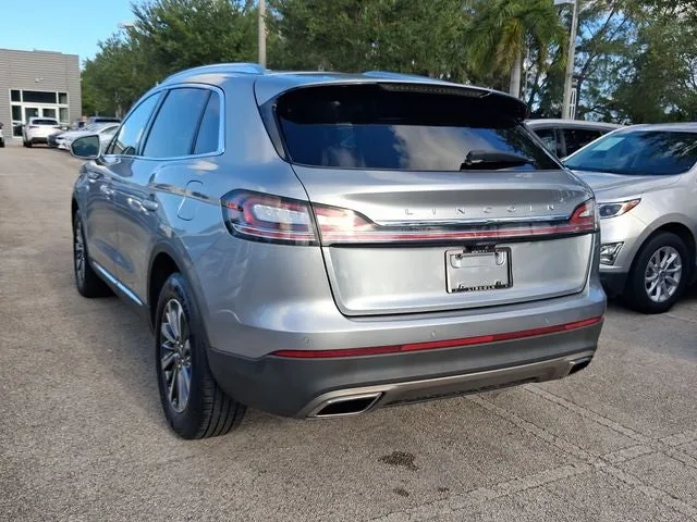 2023 Lincoln Nautilus Standard photo 3