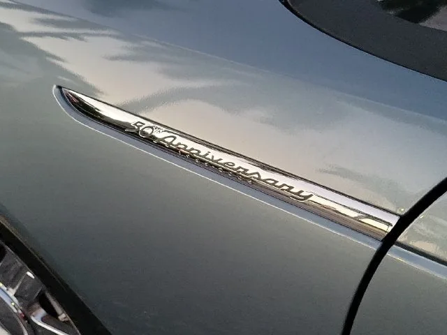 2005 Ford Thunderbird Base photo 8